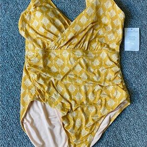 Garnet Hill Yellow Flower One Piece Swimsuit Scoop Neck High-Cut Boho